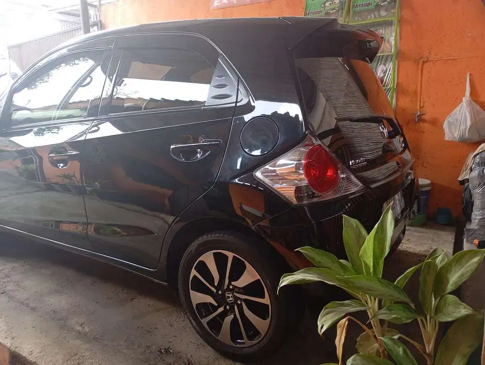 Honda Brio 2015 Bensin