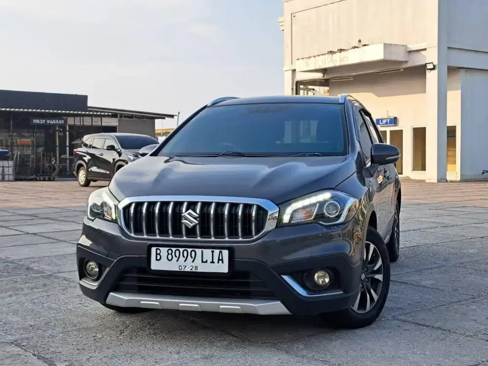 DP 27jt SUZUKI SX4 S'CROSS AT MATIC AUTOMATIC 2018 HITAM GOOD CONDITIO