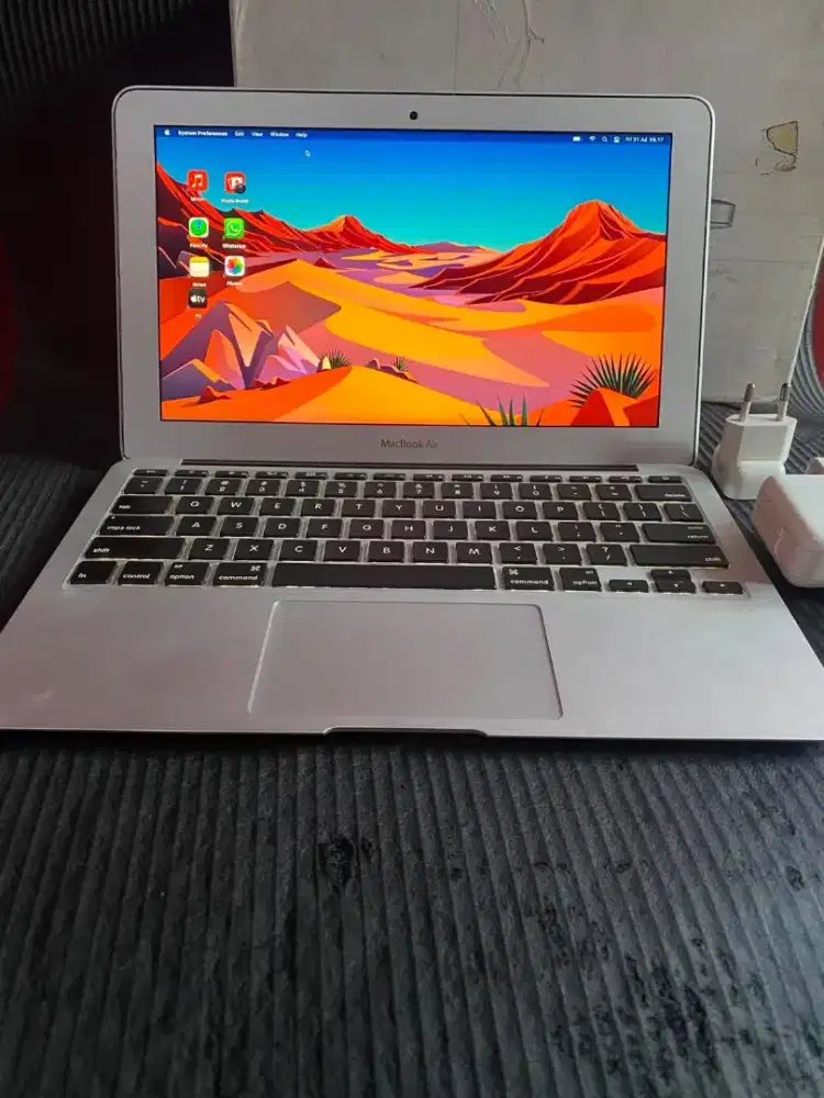 Mackbook Air 11 in early 2014 ram4 /ssd512gb fulset mulus normal