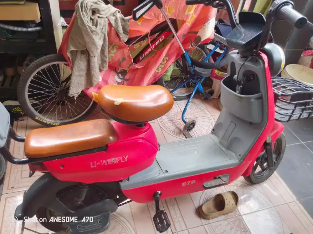 Sepeda listrik uwinfly