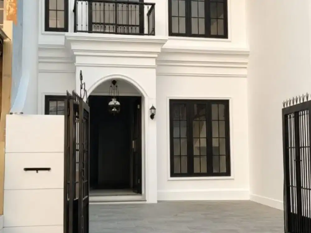 Jual Rumah Mewah  Siap Huni Design Modern Klasik Dalam Komplek Di Pondok Kelapa Jakarta Timur