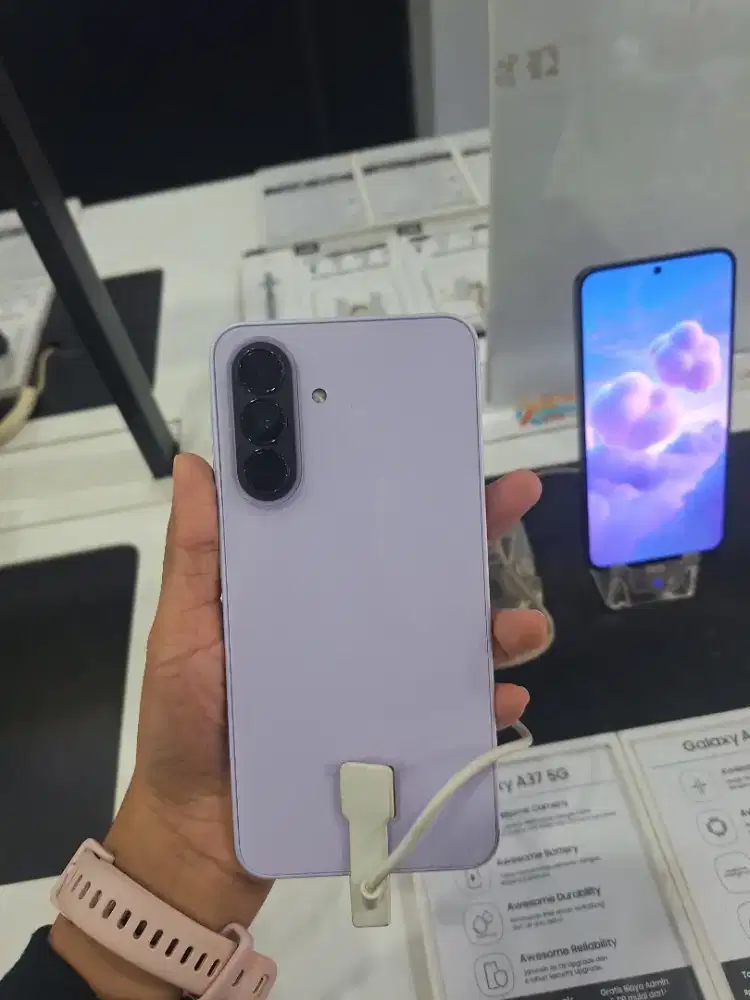 KREDIT SAMSUNG A37 5G RAM 8+8 ROM 256