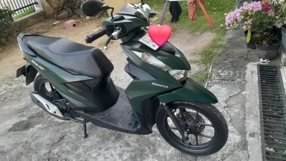Honda BEAT Deluxe 2024 / Hijau Doff.  Terawat & Mulus.
