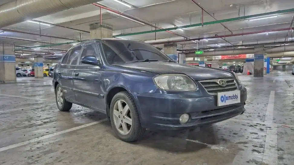 KM Rendah - Hyundai Avega 1.5 Bensin-MT 2010