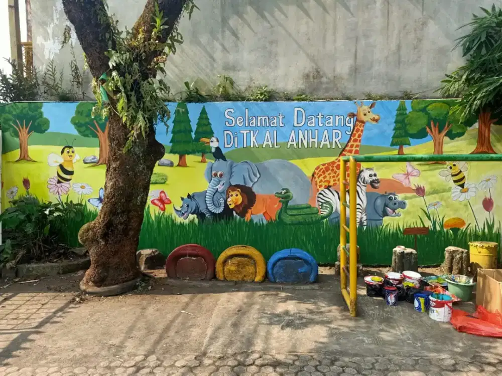 Lukis mural sekolah