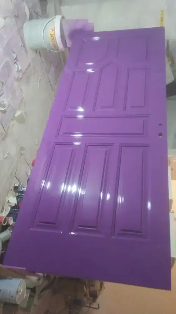Specialis tukang finishing amanah
