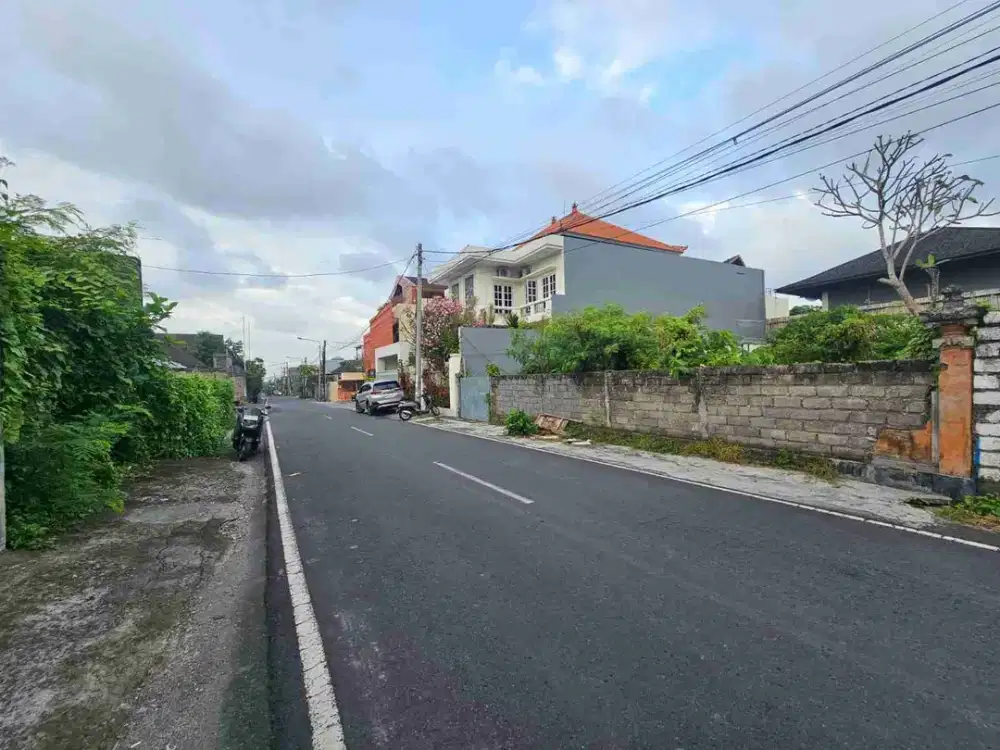 Tanah jalan utama persada kerobokan bali