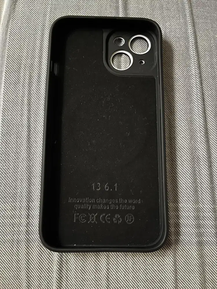 Hard case iphone 13