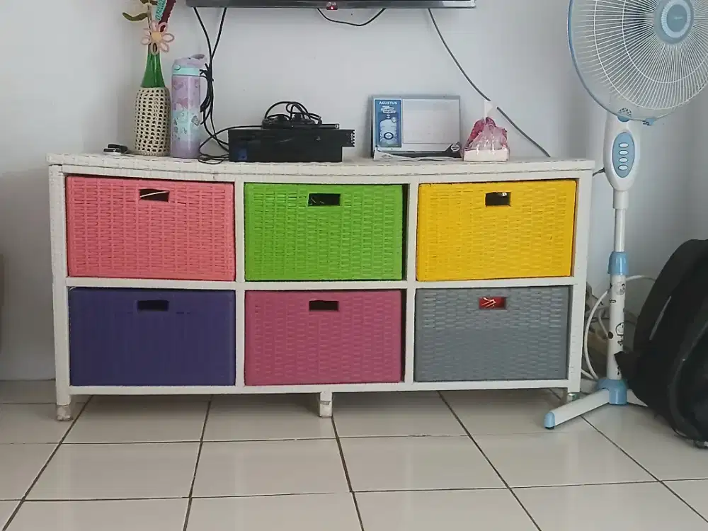 Jual rak tv second
