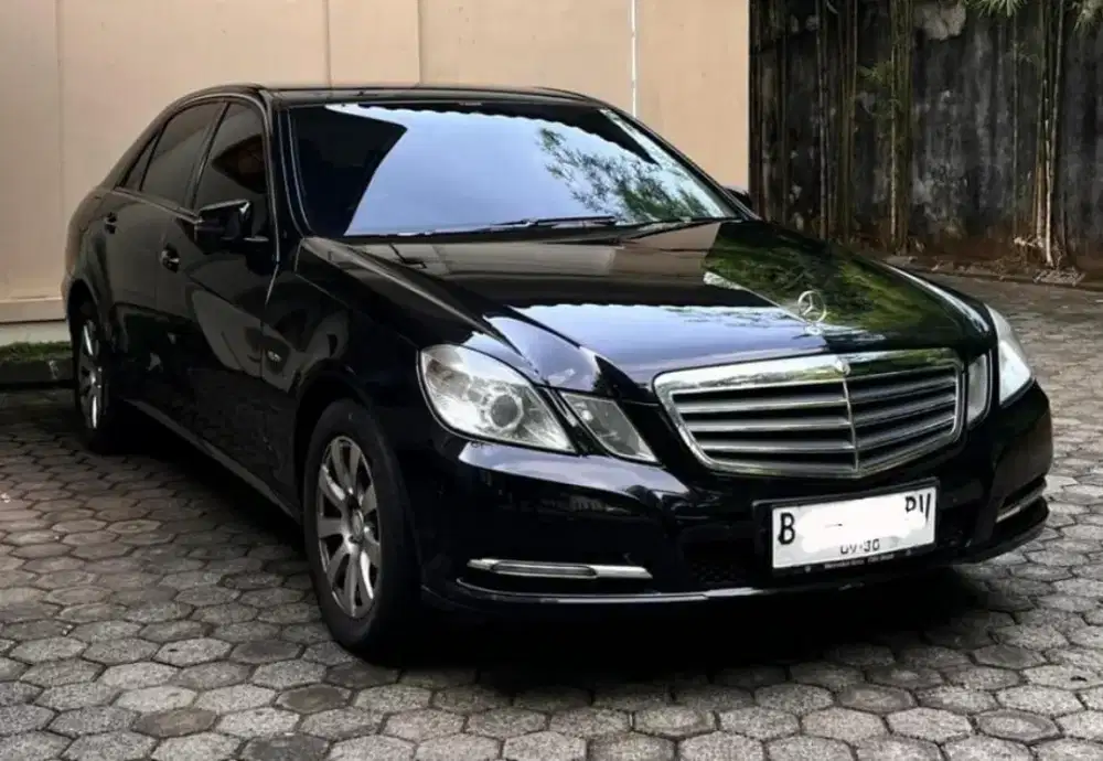 Mercedes E250 th 2012 Mulus