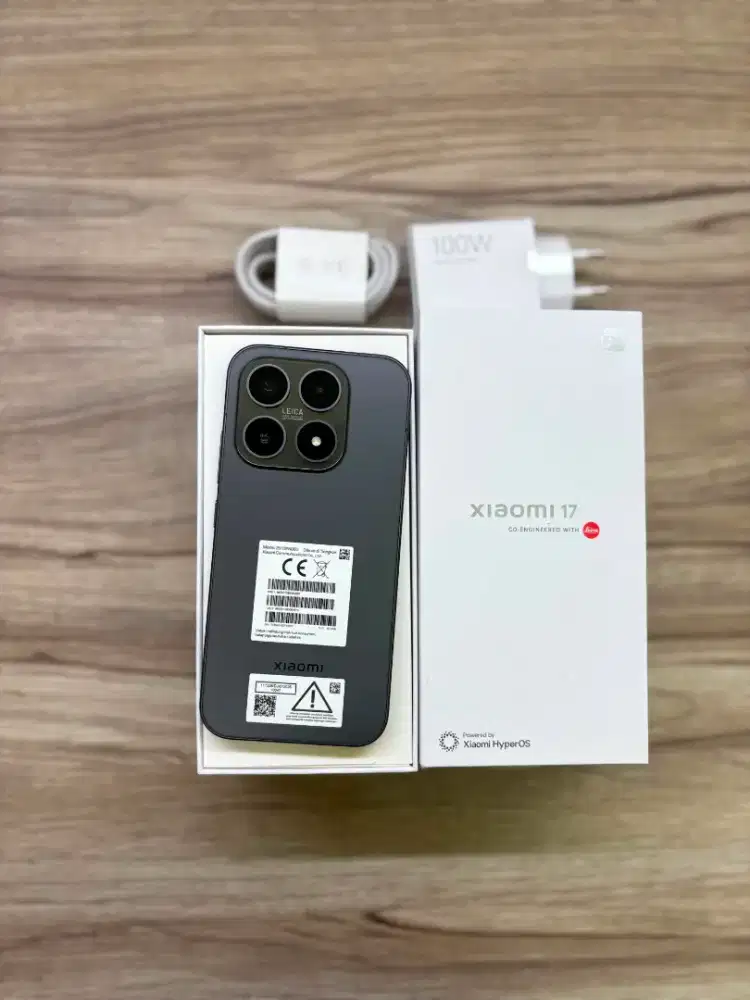 Xiaomi 17 12/512GB Garansi Panjang