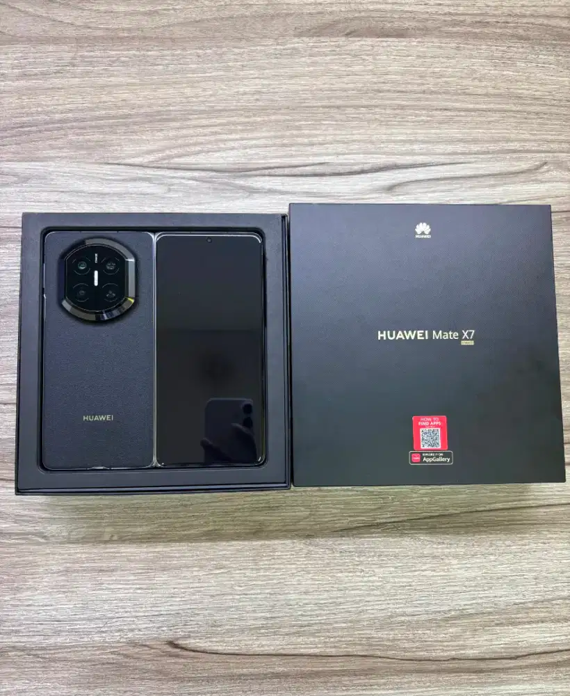 Huawei Mate X7 16/512GB Garansi maret 2027