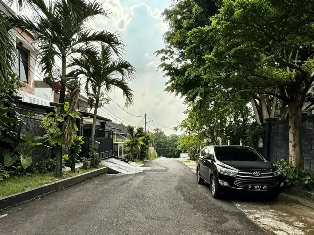 Dijual Rumah 2 Lt di Lebak Bulus Jakarta Selatan
