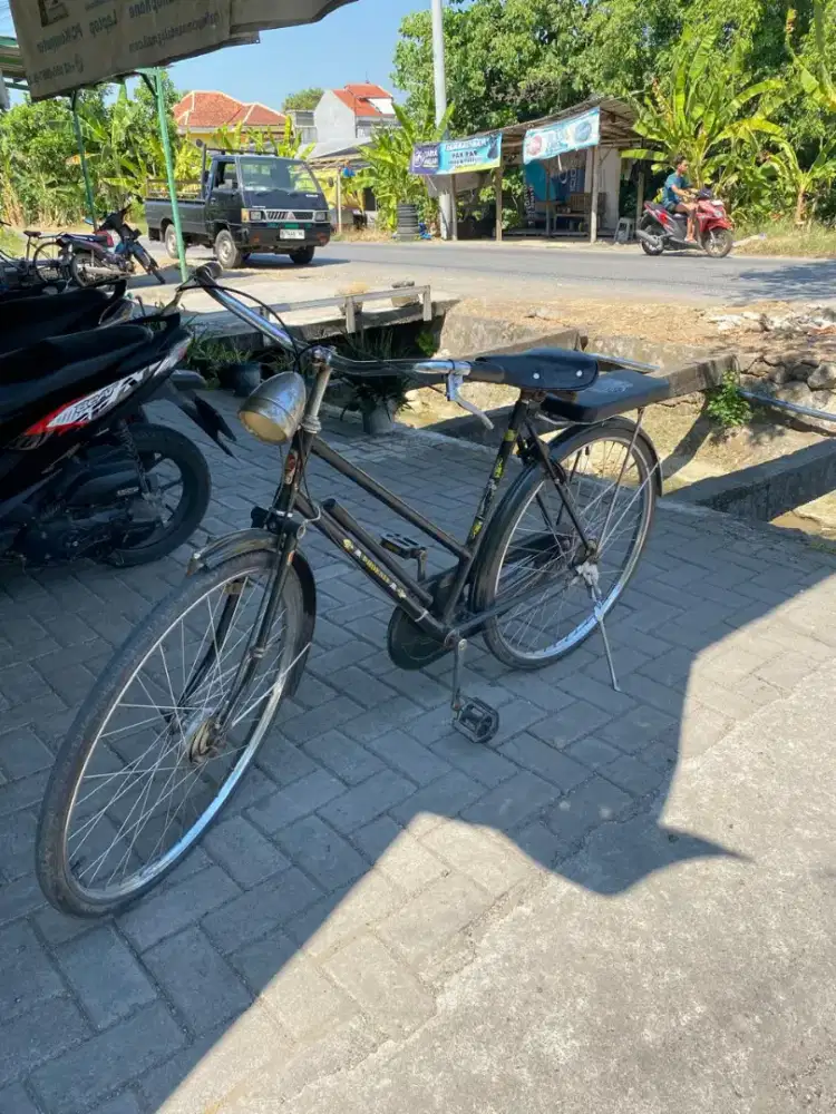 Dijual Sepeda Antik