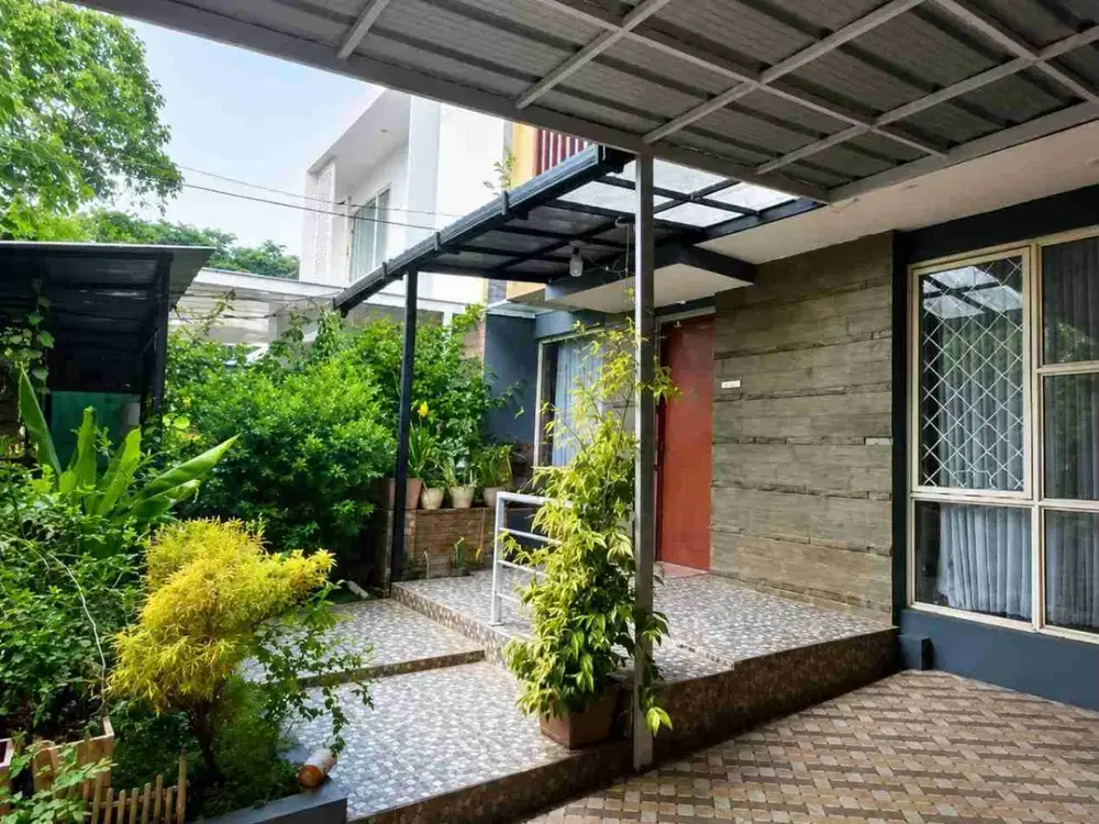 DIJUAL – Rumah 2 Lantai Depan Taman di Harvest City