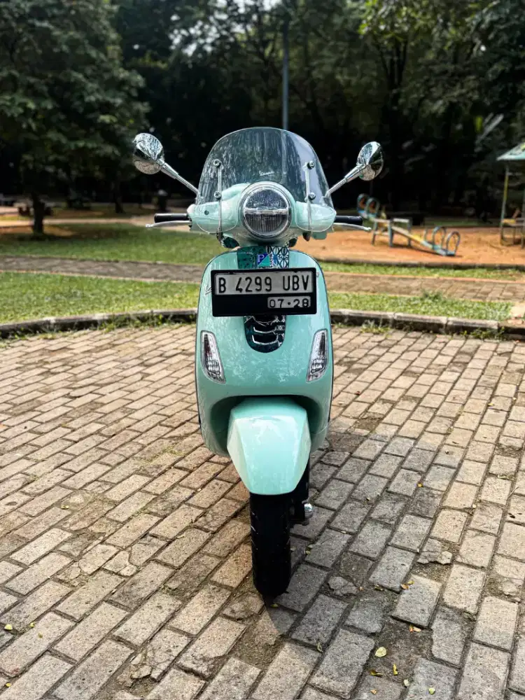 VESPA LX 125 IGET FL LIMITED BATIK - TERMURAH SEINDONESIA