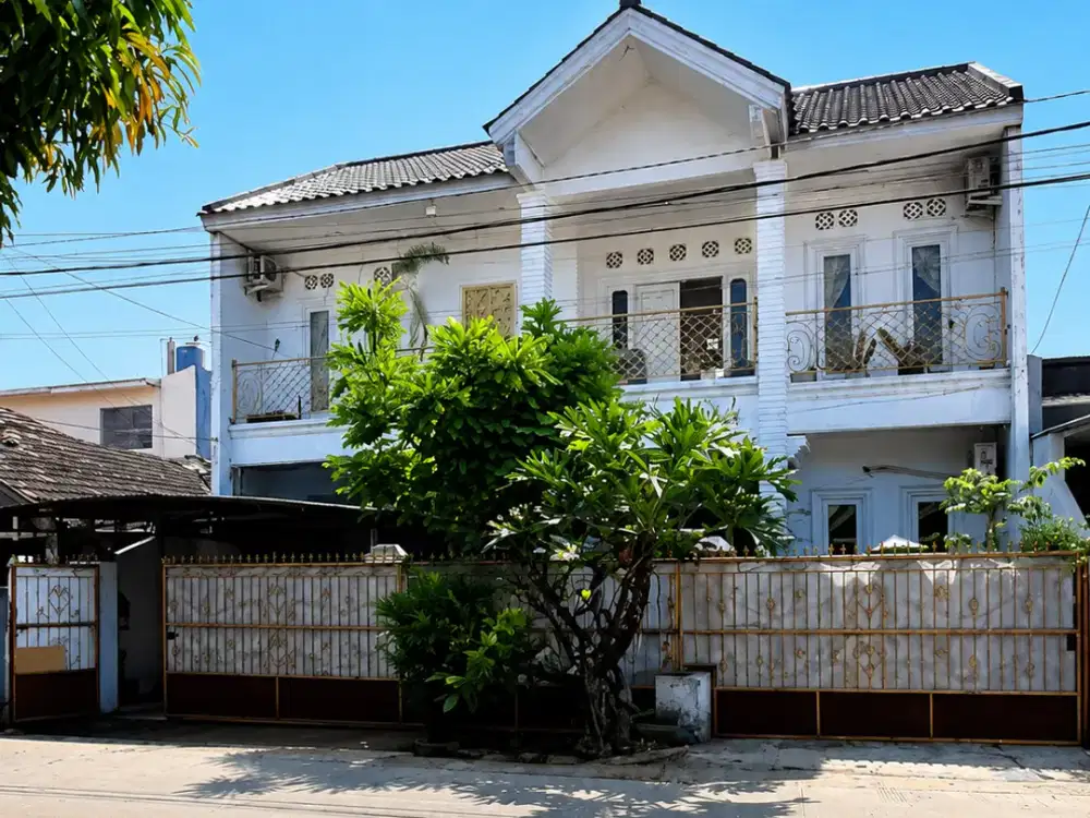 DIJUAL RUMAH KELAPA DUA TANGERANG – Rp2,2 M – 4+1 KT – LT 240 m² – BUYER ONLY Rumah Dijual 2 Lantai SHM di Jalan Kano Raya, Perum Kelapa Dua Tangerang