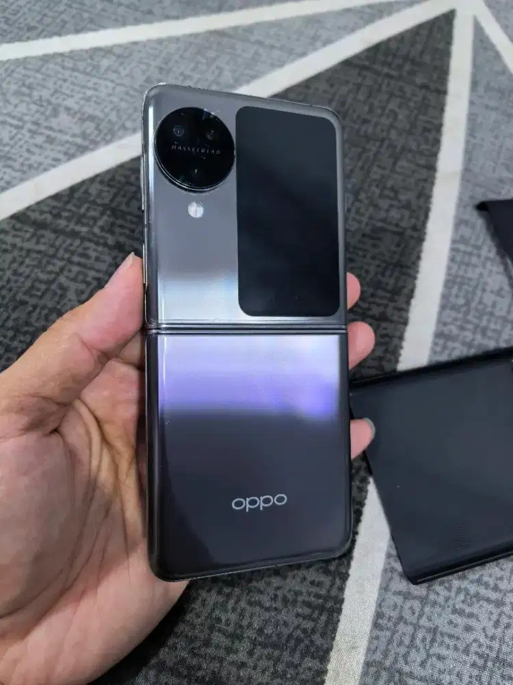 Oppo Find N3 Flip 12/256 Fullset Garansi On