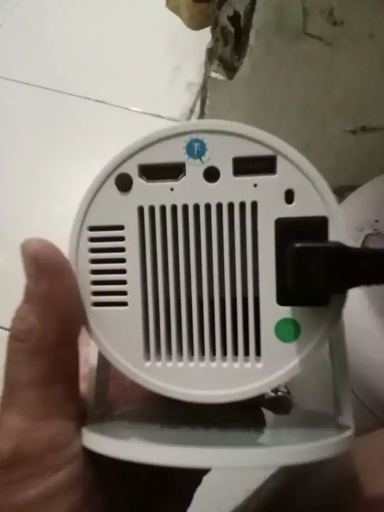 Di jual proyektor tripsky hy 300