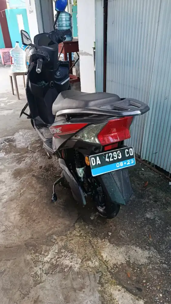 Sepeda motor listrik
