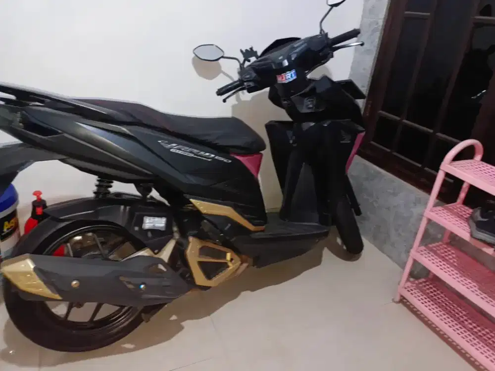 Vario led 150 cc 2016