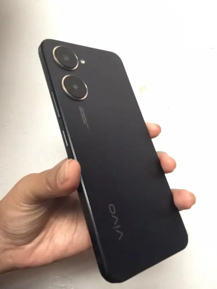 VIVO Y03 Like new