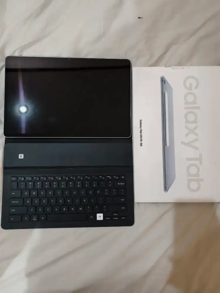 BNOB Samsung Tab S10 FE Plus 5G + keyboard 12/256gb sein feplus fe+