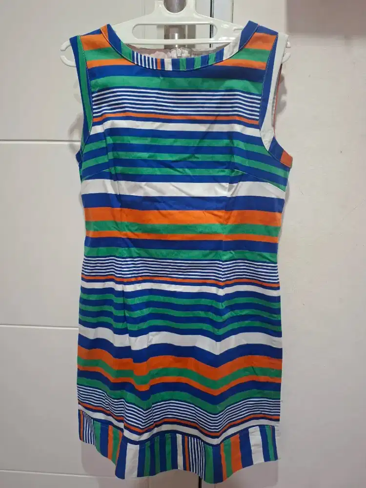 Dress garis merk MINIMAL