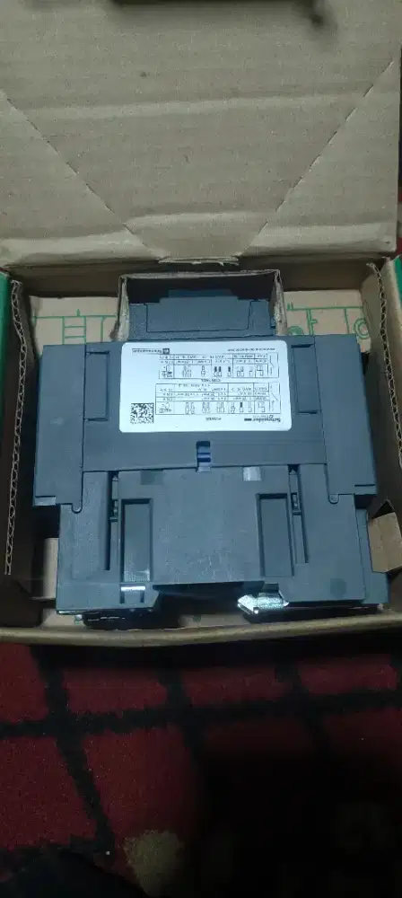 Kontaktor 3p 50a Schneider LC1D50AQ7 220v Original