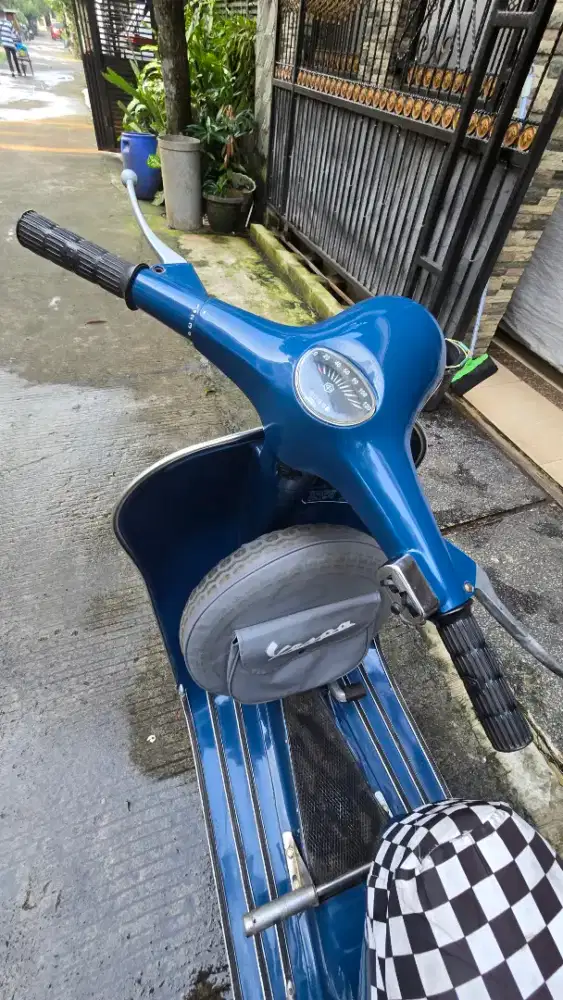 Vespa super 1973 astuti