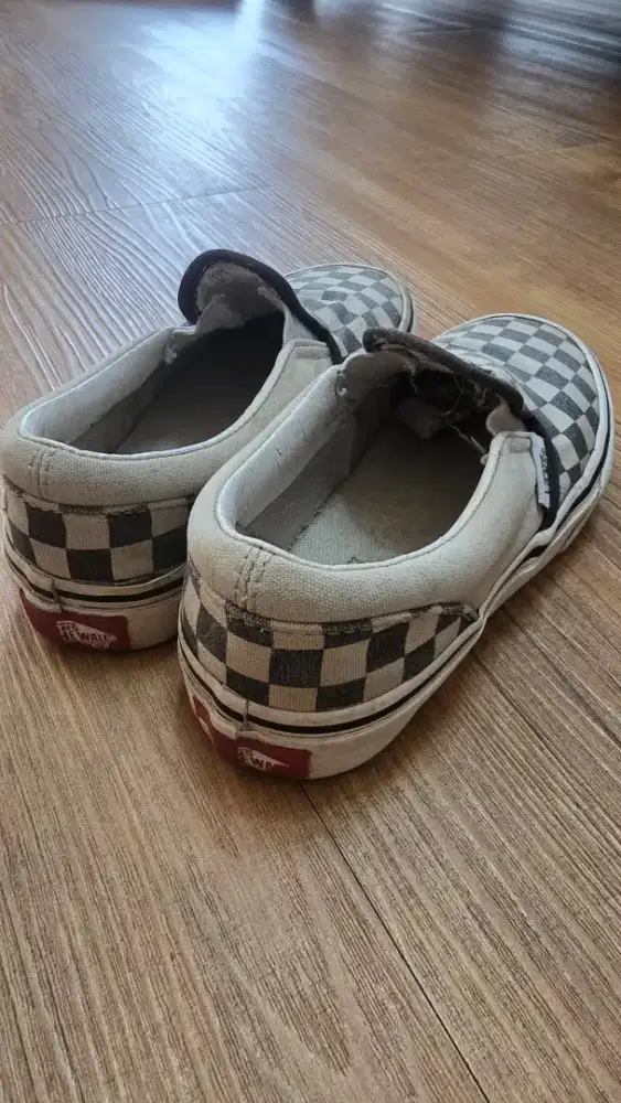 Sepatu Vans Kids Slip On Checkerboard Original Size 30.5 + Box