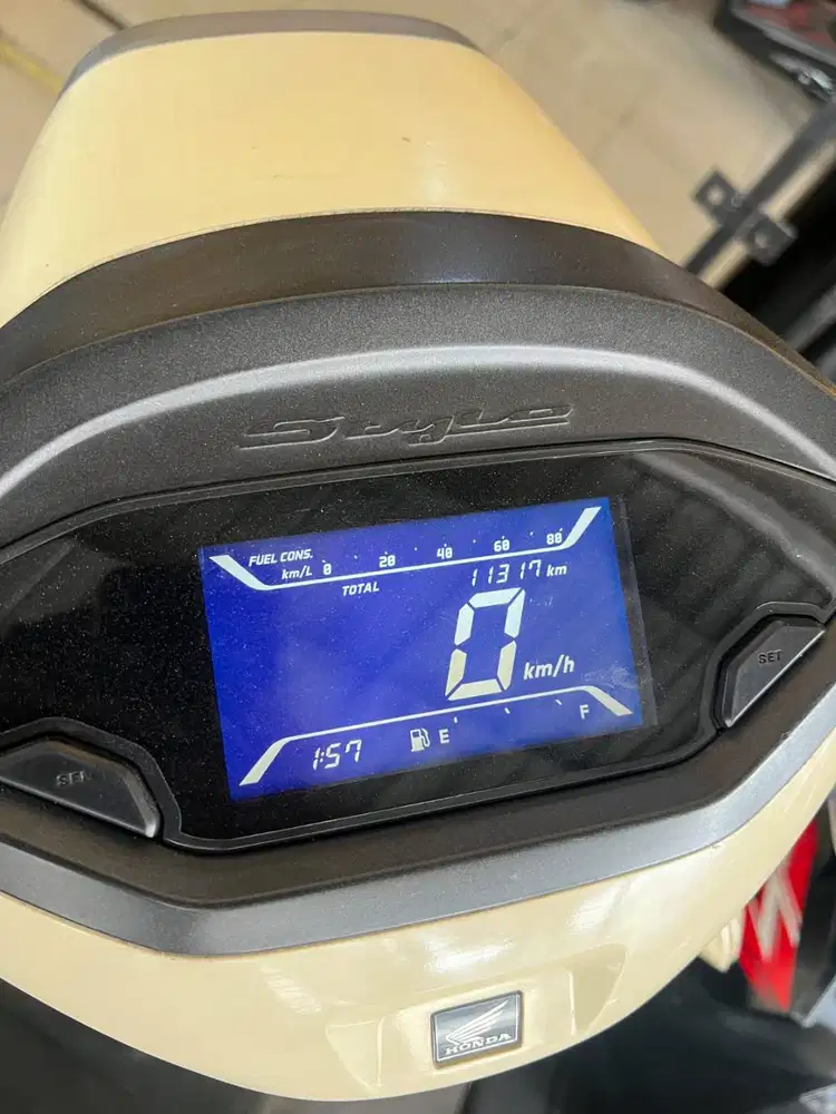 STYLO 160 CBS TAHUN 2024