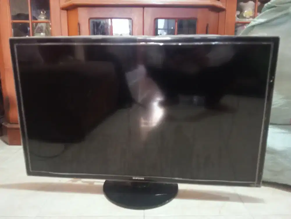 TV Samsung 32 inch kondisi Mati