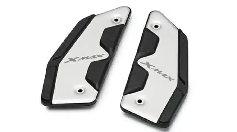Foot panel atau bordes pijakan kaki xmax