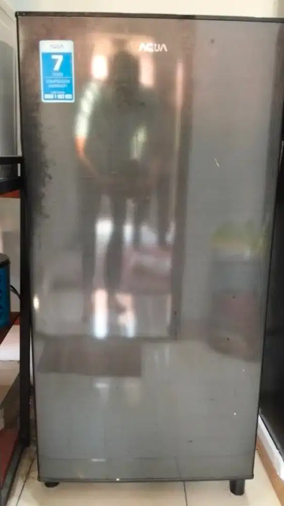 KULKAS AQUA 1 PINTU BEKAS