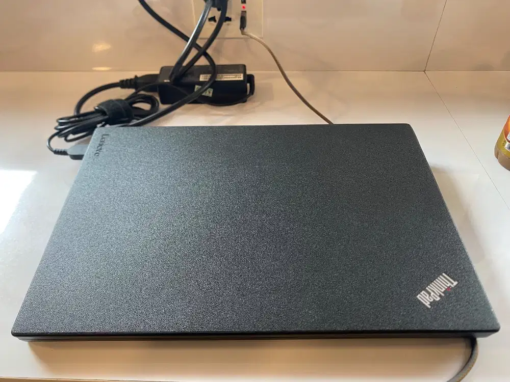 Lenovo Thinkpad X260 Corei5 Masih Bergaransi