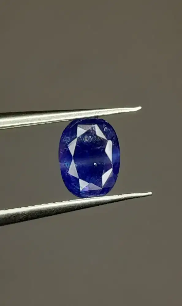 Blue Sapphire Srilanka (Royal blue)
