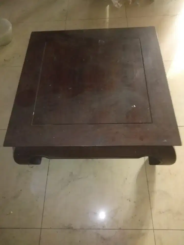 Di jual cepat meja bahan kayu