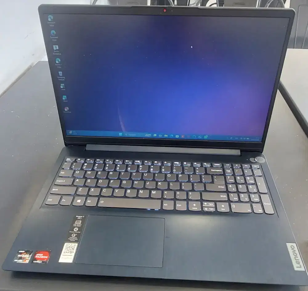 DIJUAL LAPTOP LENOVO AMD RYZEN 5 5500U RADEON GRAPHICS