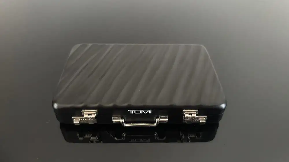 TUMI 19 Degree Aluminium Card Case Original - Matte Black