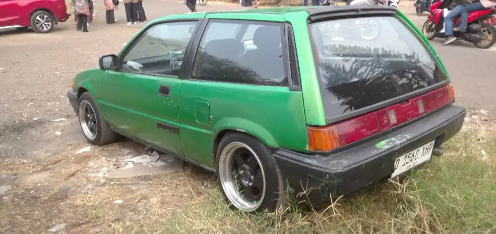 Honda Civic wonder 2 pintu