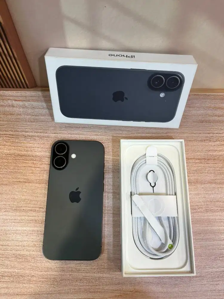 iPhone 17 256GB Black Garansi Resmi 05/03/27 bh 97% lengkap