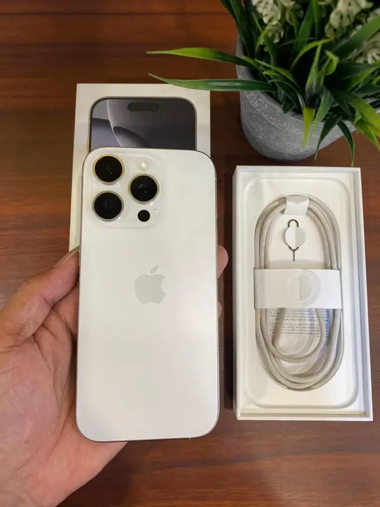 iPhone 16 Pro 128GB White Titanium iBox