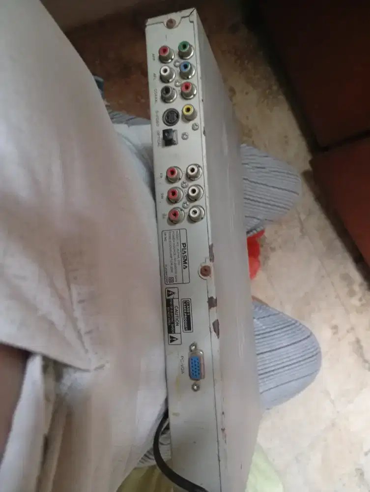 Digital video disk player merek plasma silver