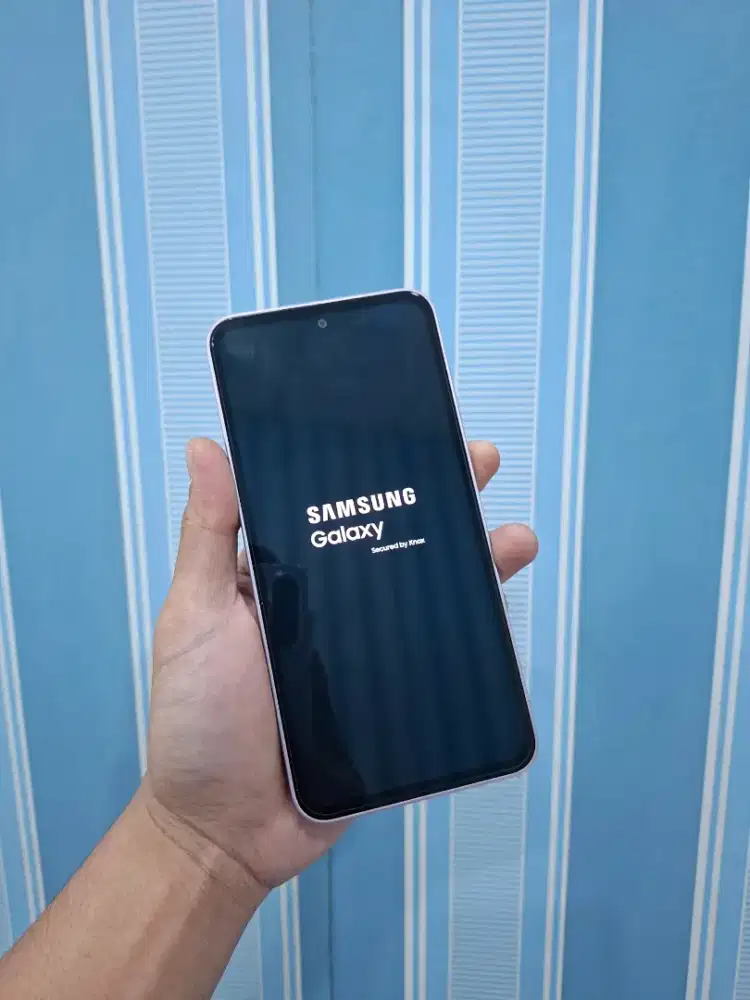 Samsung a35 5G 8/256gb pink