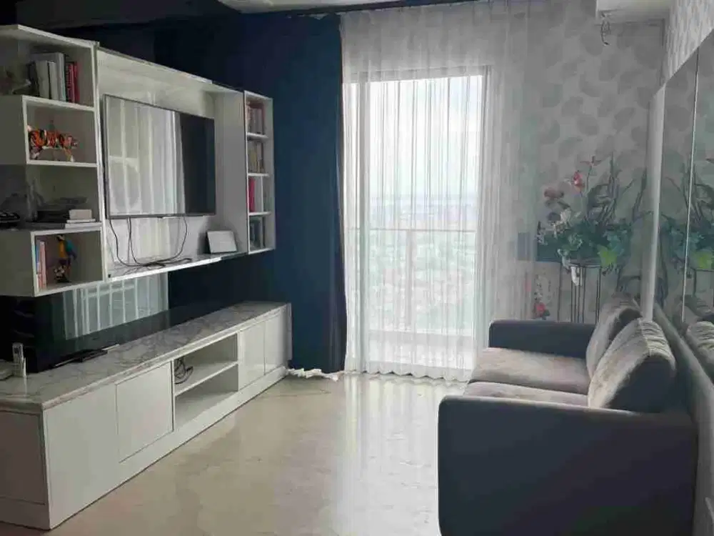 The Peak Luxury Apartemen 3 Bedroom Fully Furnish Top Floor