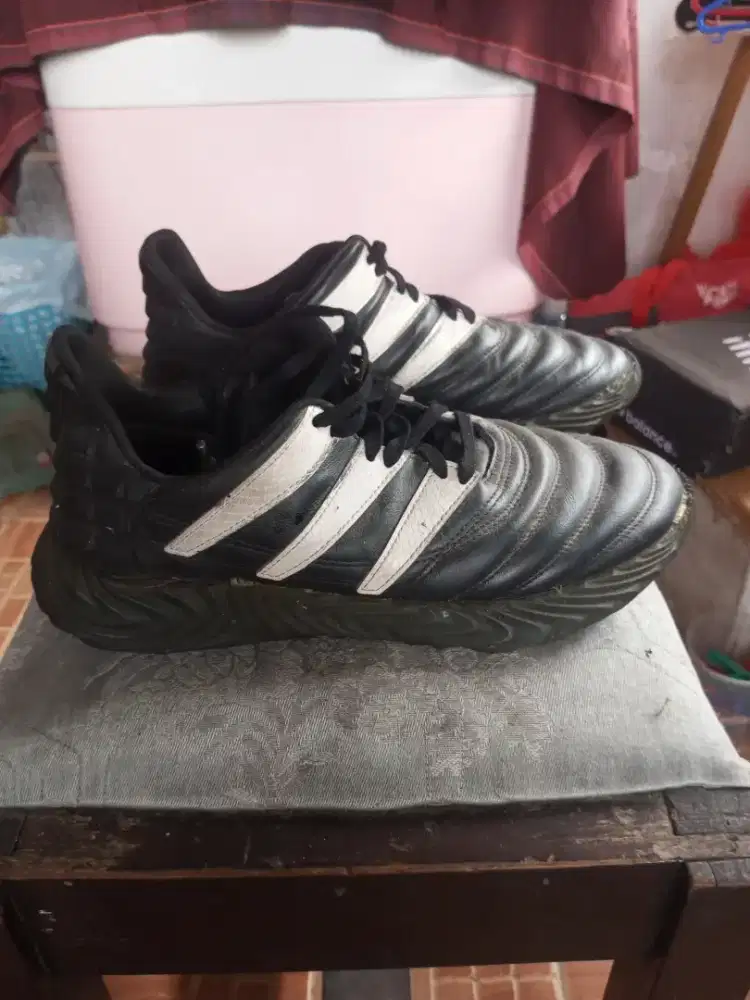 Sepatu Adidas sobakov size 43
