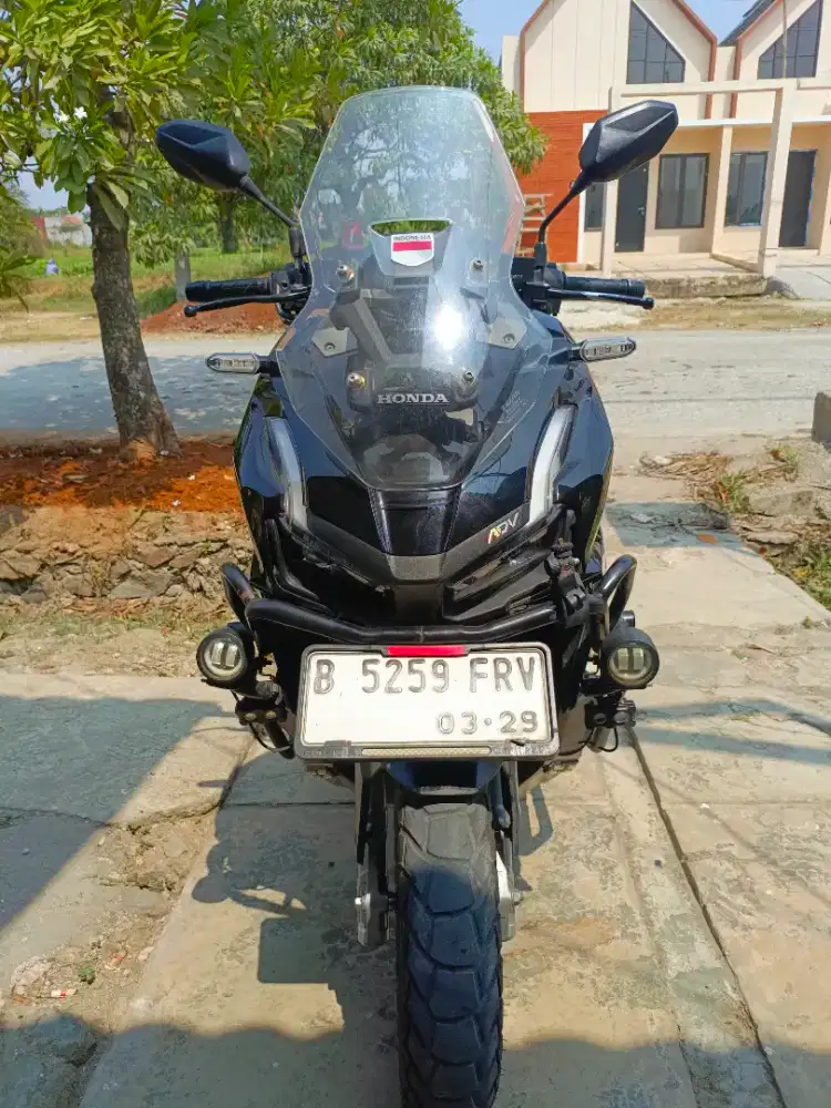 Honda ADV 160 tahun 2023