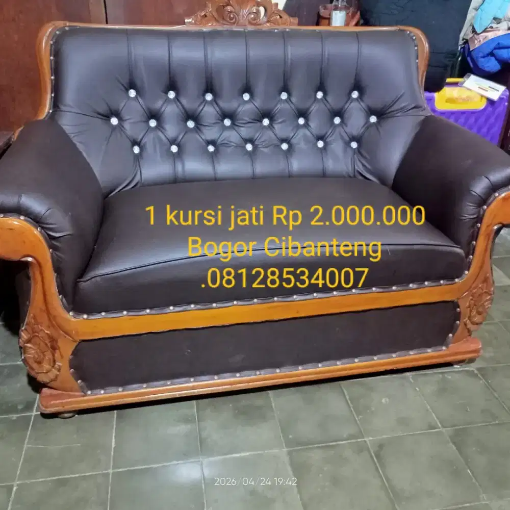 Kurs sofa jati 1 .sendirian bekas kain dah ganti bru