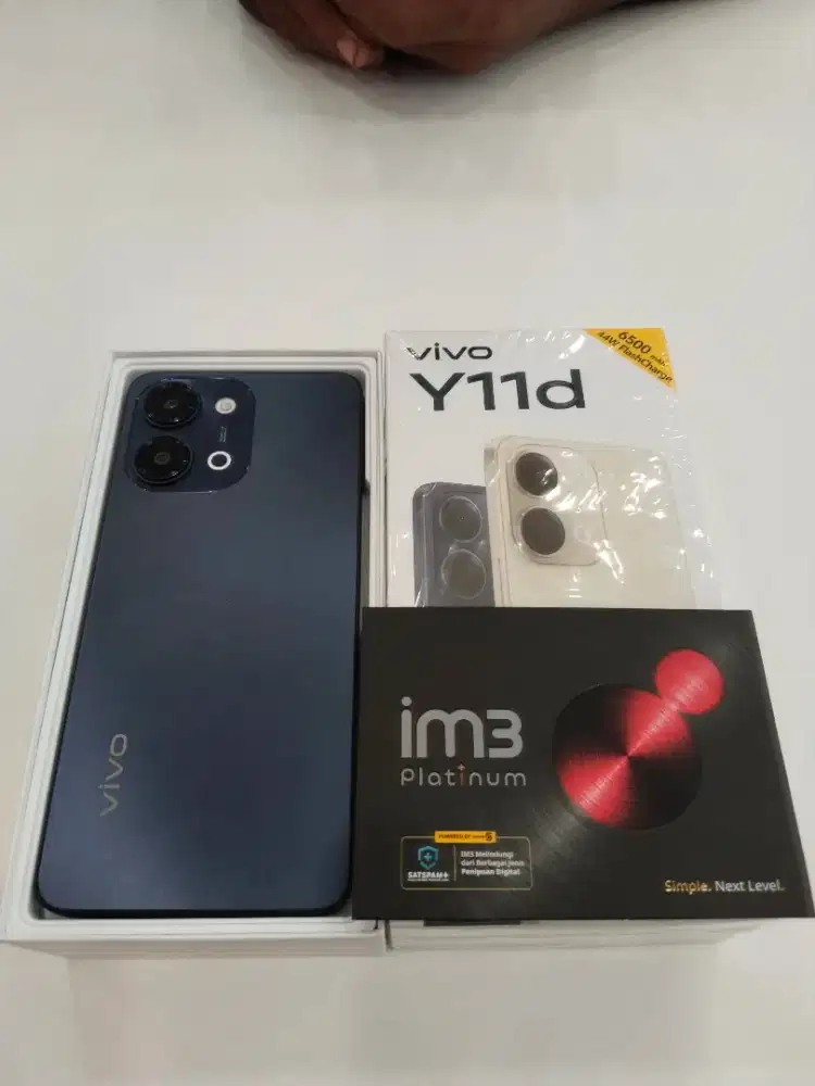 PROMO MERDEKA! Y11d FREE case, anti gores, kuota 6bln, modal KTP aja!